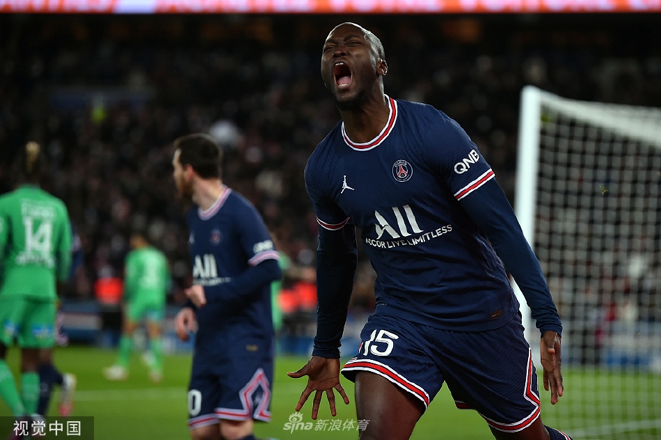 [法甲]巴黎3-1圣埃蒂安 梅西两度助攻姆巴佩破门