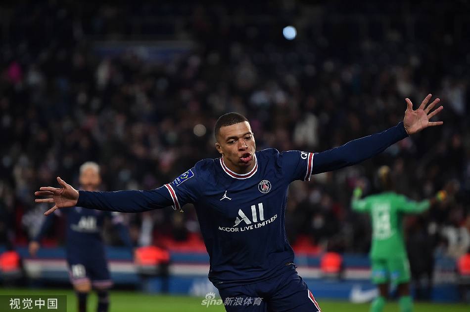 [法甲]巴黎3-1圣埃蒂安 梅西两度助攻姆巴佩破门