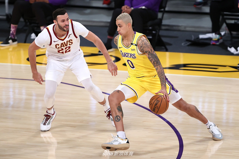 [NBA常规赛]骑士86-100湖人