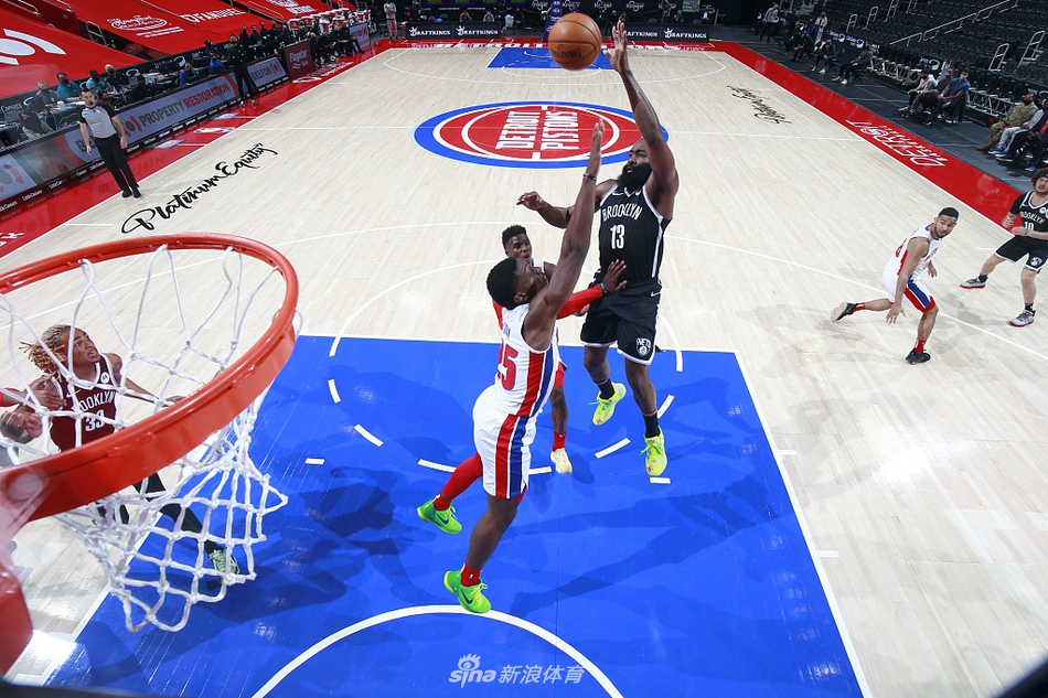 [NBA常规赛]篮网113-111活塞