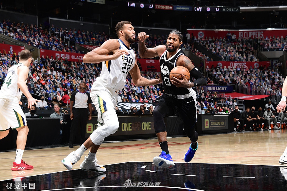 [NBA季后赛]爵士106-132快船 大比分2-1