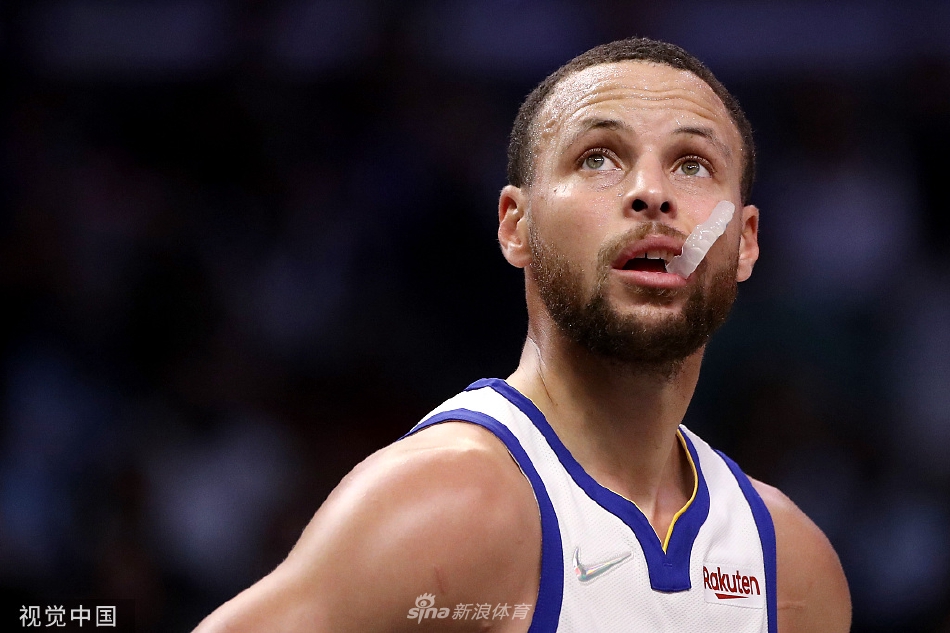 [NBA常规赛]勇士104-119快船 库里空砍33分