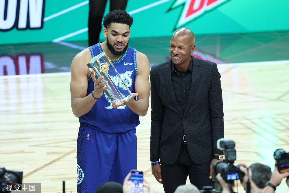 [NBA全明星赛]三分大赛：唐斯29分夺冠