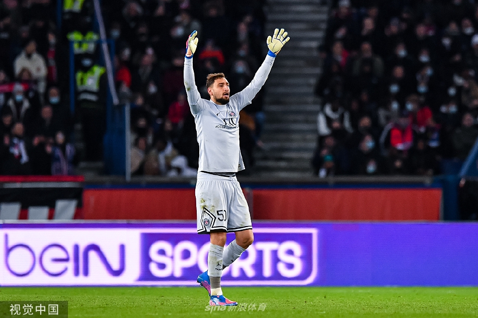 [法甲]巴黎3-1圣埃蒂安 梅西两度助攻姆巴佩破门