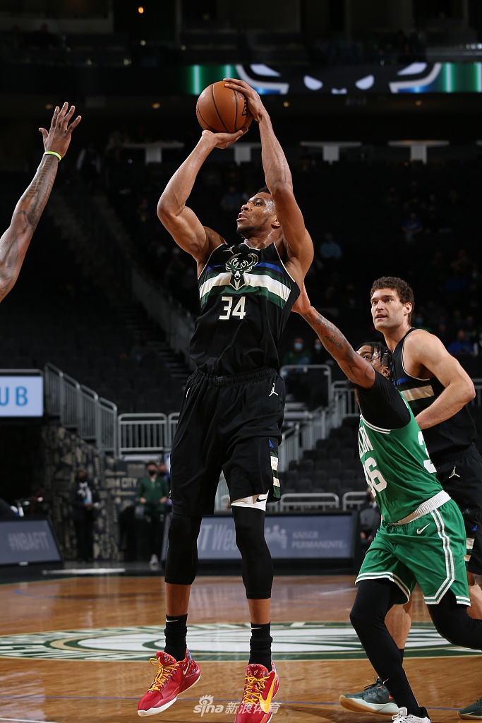 [NBA常规赛]凯尔特人122-114雄鹿