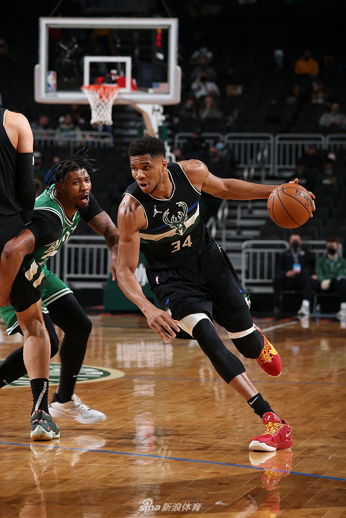 [NBA常规赛]凯尔特人122-114雄鹿