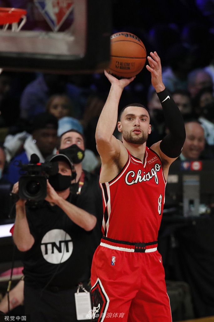 [NBA全明星赛]三分大赛：唐斯29分夺冠