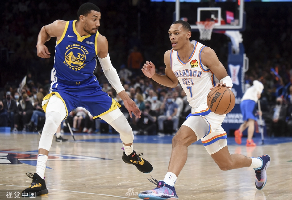 [NBA常规赛]勇士110-98雷霆 克莱21分库里准三双