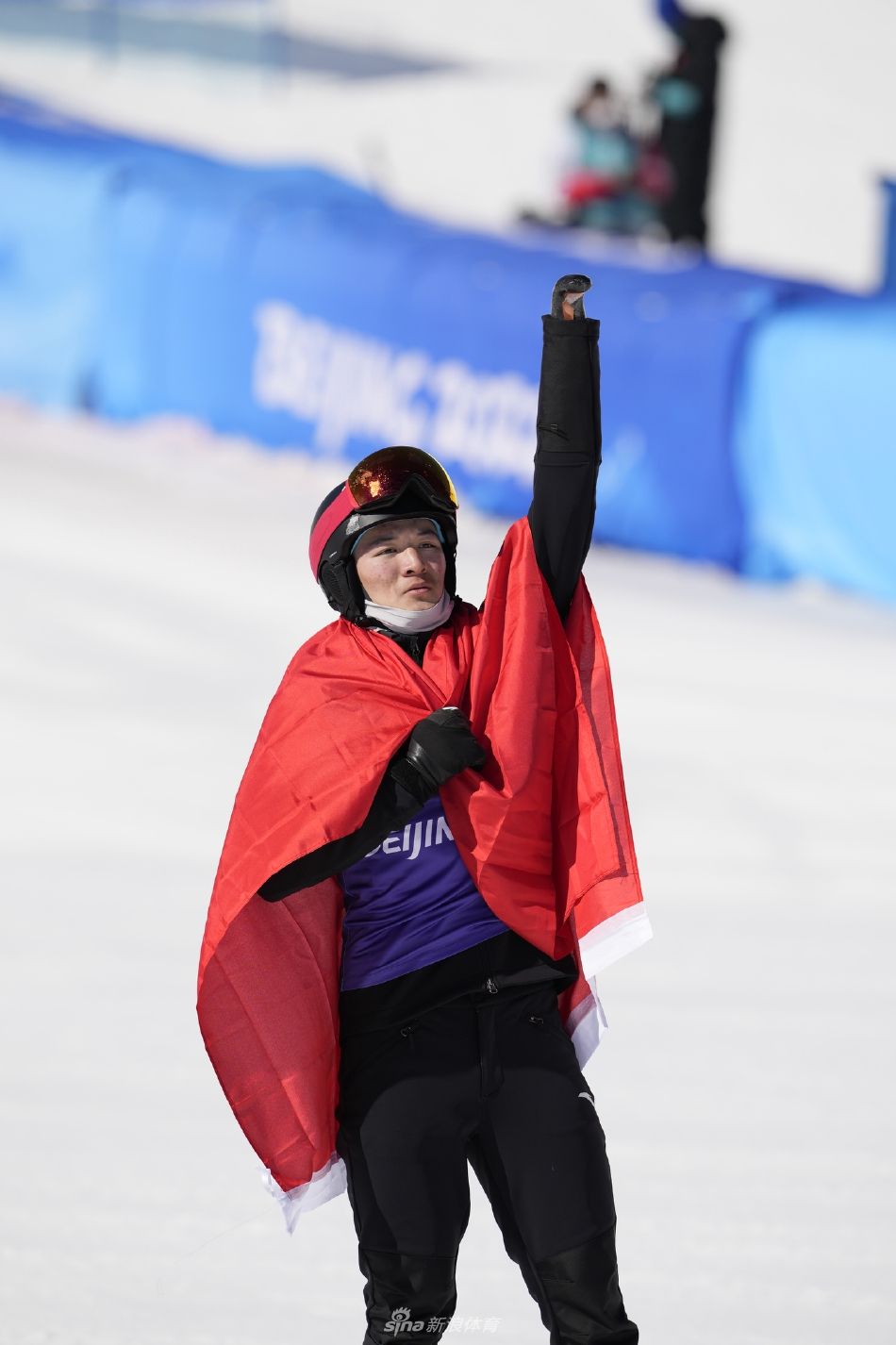 新浪直击残奥单板滑雪男子障碍追逐UL级比赛