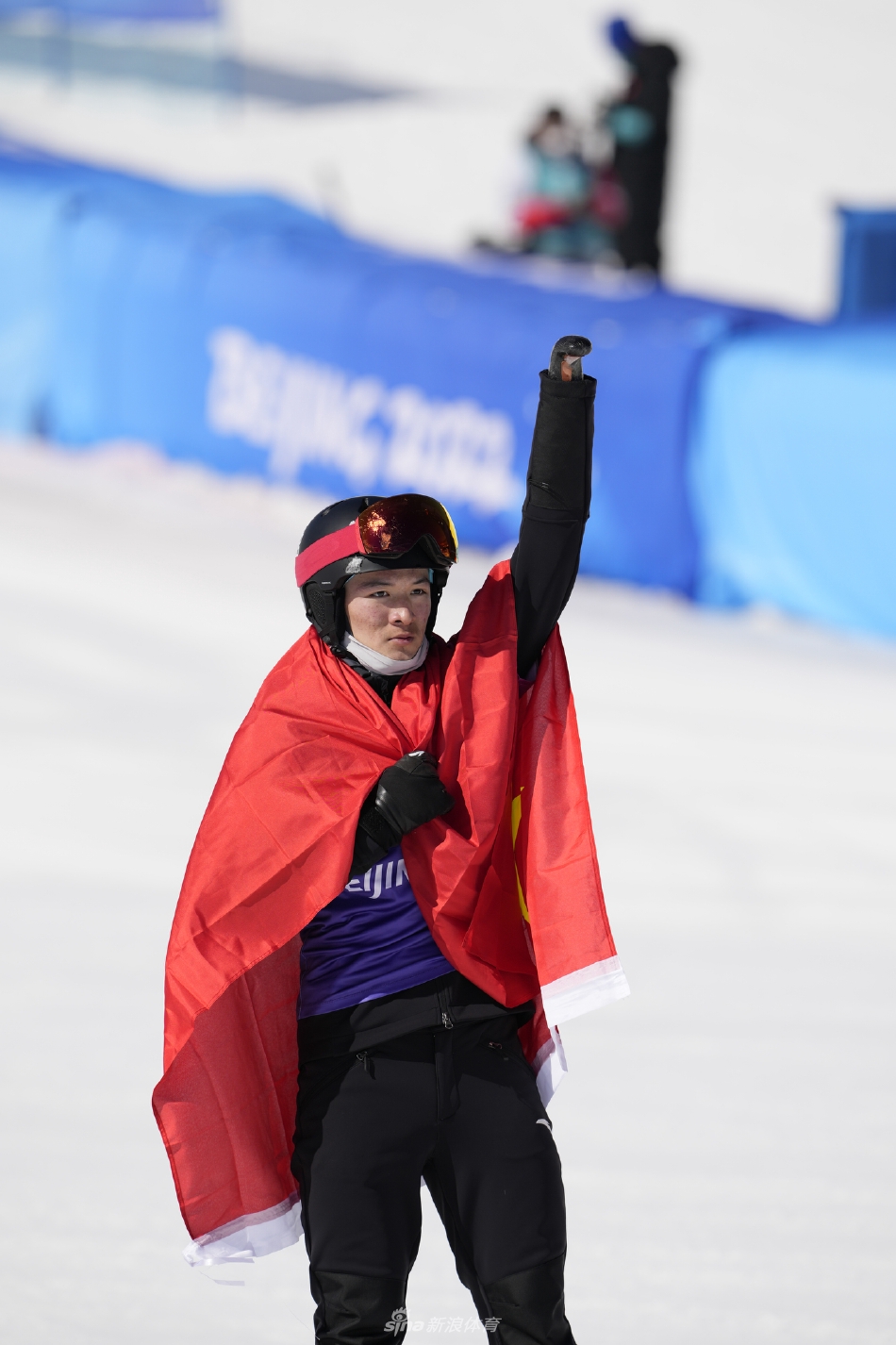 新浪直击残奥单板滑雪男子障碍追逐UL级比赛