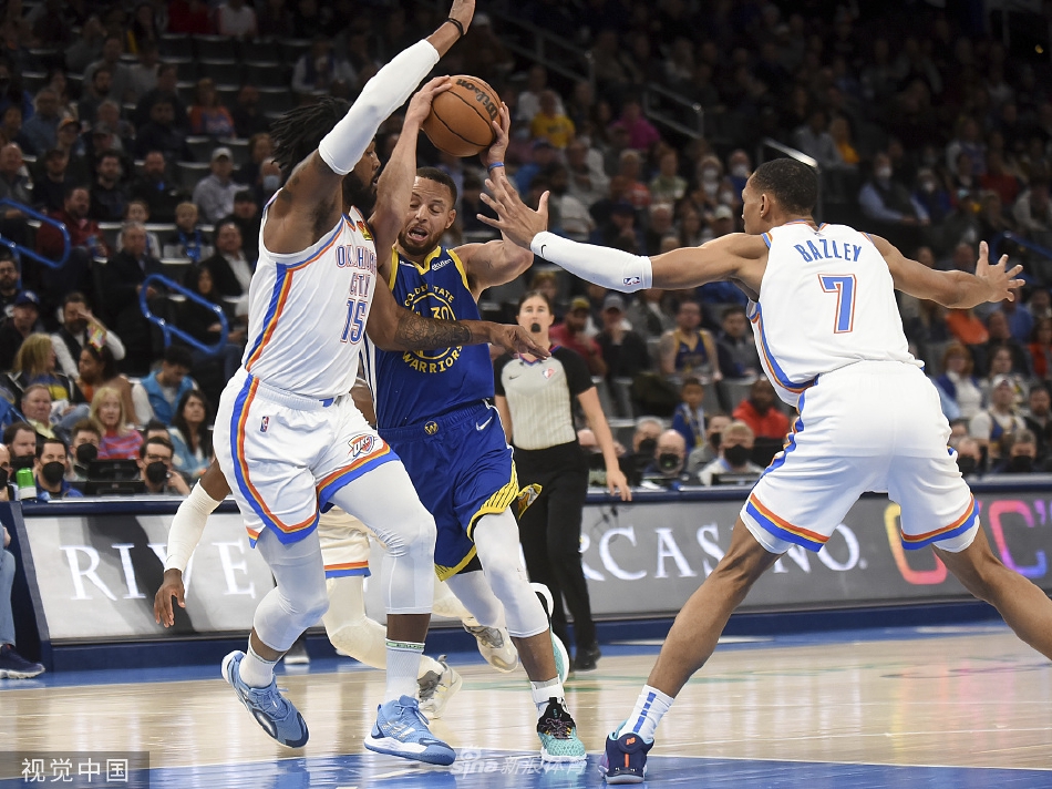 [NBA常规赛]勇士110-98雷霆 克莱21分库里准三双