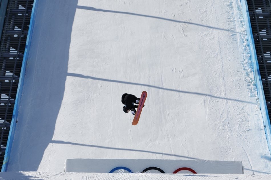 单板滑雪大跳台苏翊鸣晋级决赛