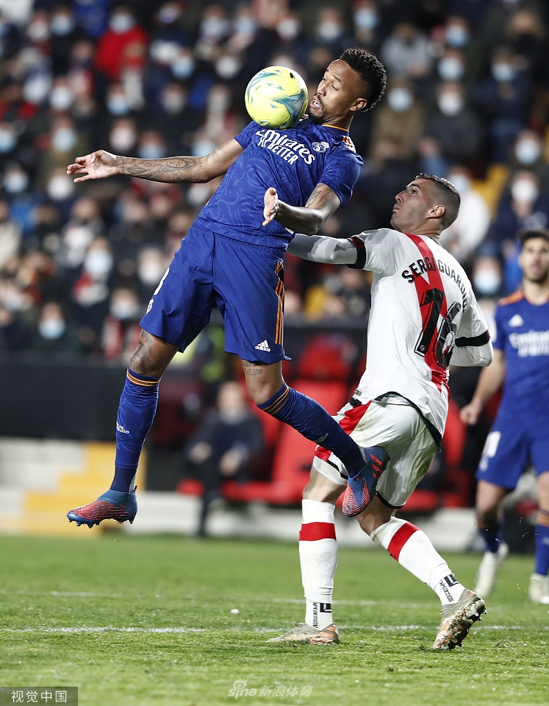 [西甲]威尼修斯助攻本泽马绝杀 皇马客场1-0险胜领跑