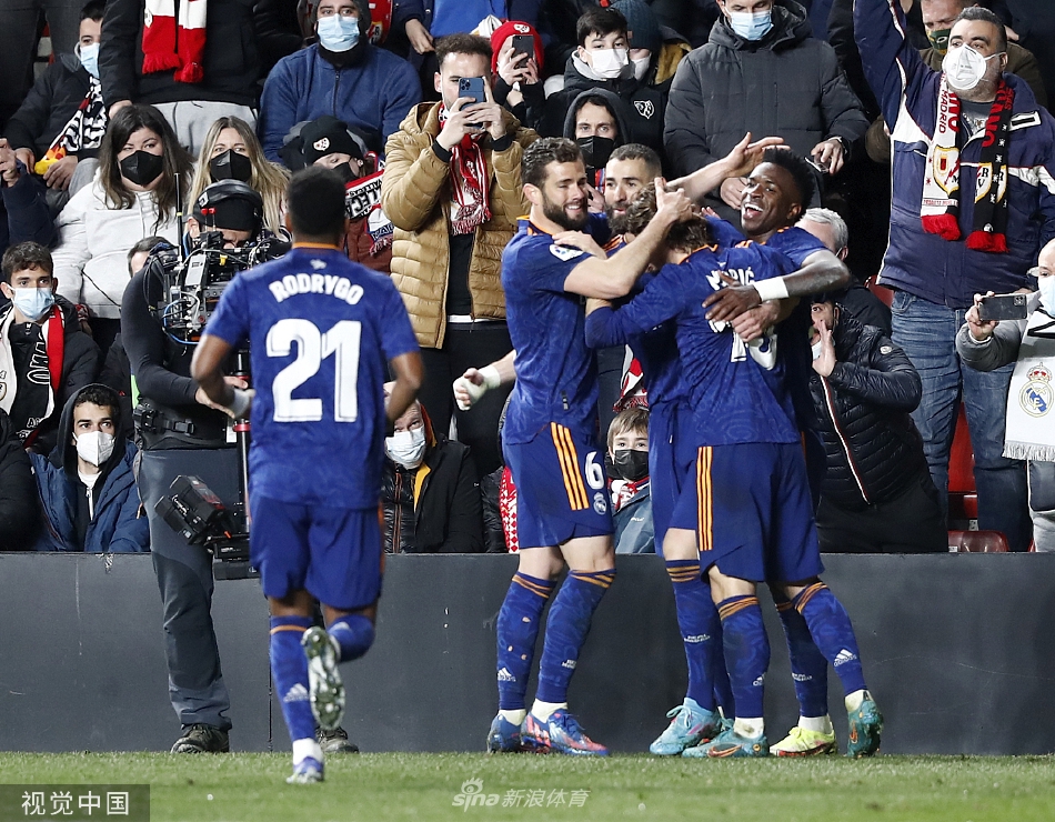 [西甲]威尼修斯助攻本泽马绝杀 皇马客场1-0险胜领跑