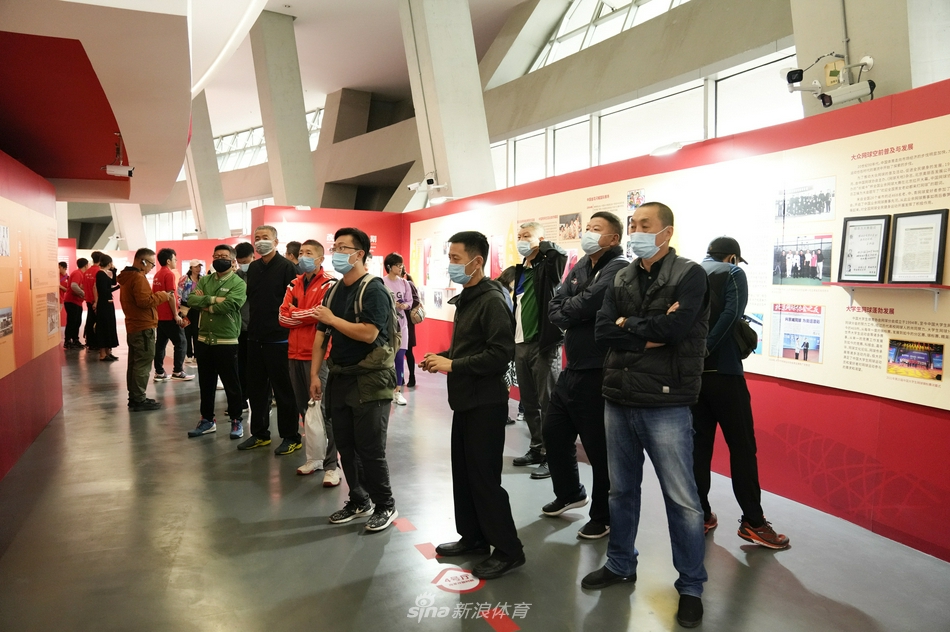 “网球中的红色记忆”文化展在中网钻石球场启动