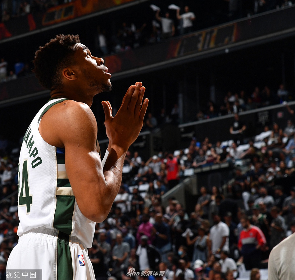 [NBA季后赛]雄鹿加时113-111篮网 KD空砍48分