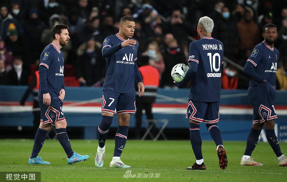 [法甲]巴黎3-1圣埃蒂安 梅西两度助攻姆巴佩破门