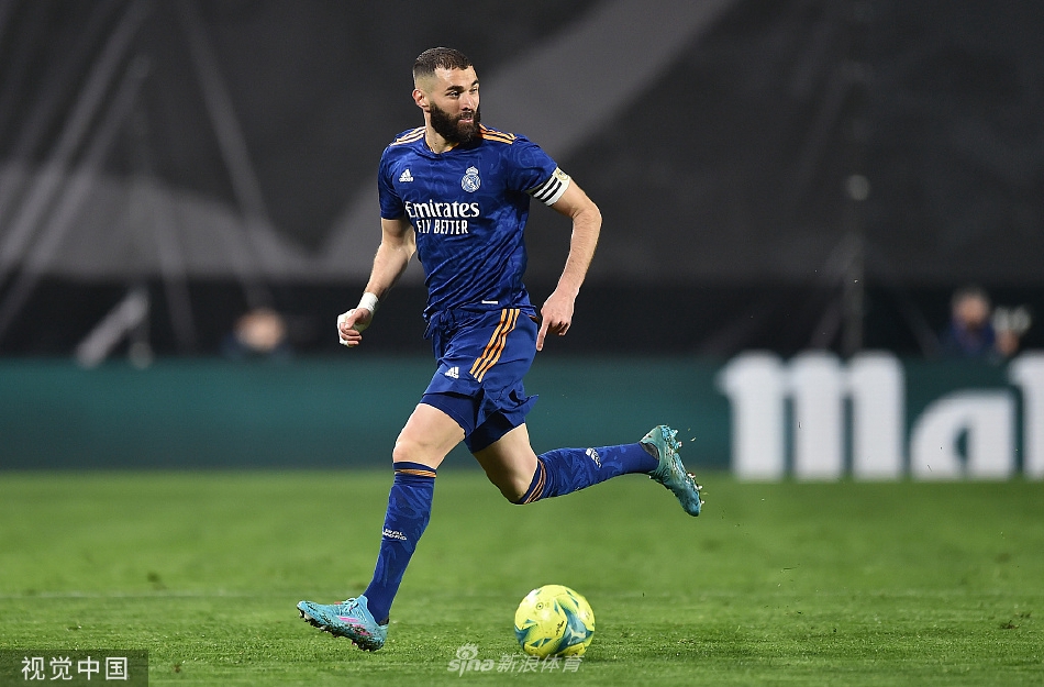 [西甲]威尼修斯助攻本泽马绝杀 皇马客场1-0险胜领跑