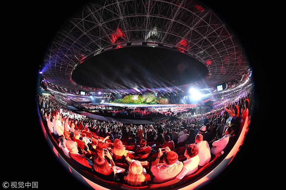 雅加达亚运会开幕式盛大举行