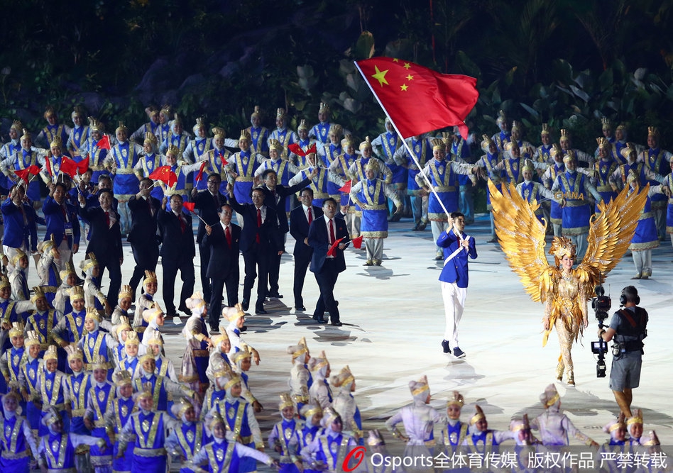 亚运会开幕式中国代表团入场