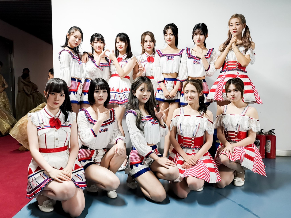 第二届青运会落幕 女子偶像团体BEJ48登台献唱