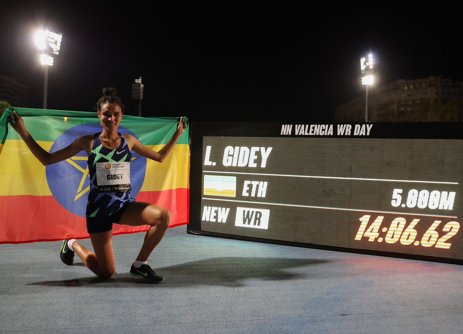 女子5000米世界纪录告破