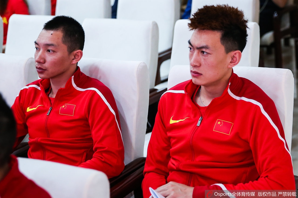 亚锦赛中国田径队动员会:李玲发言 巩立姣领誓