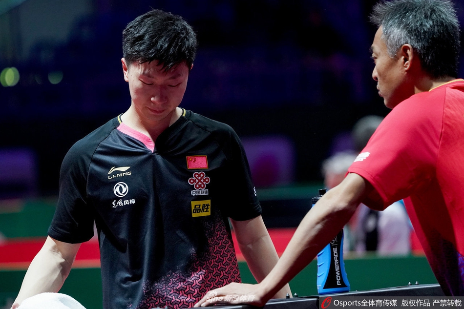 世乒赛男单1/16决赛:马龙4-1萨姆索诺夫