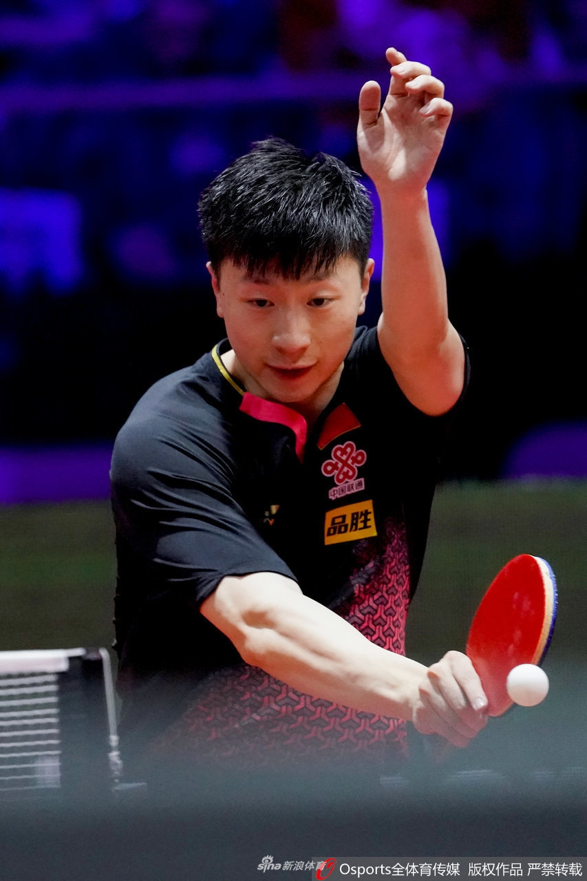 世乒赛男单1/16决赛:马龙4-1萨姆索诺夫