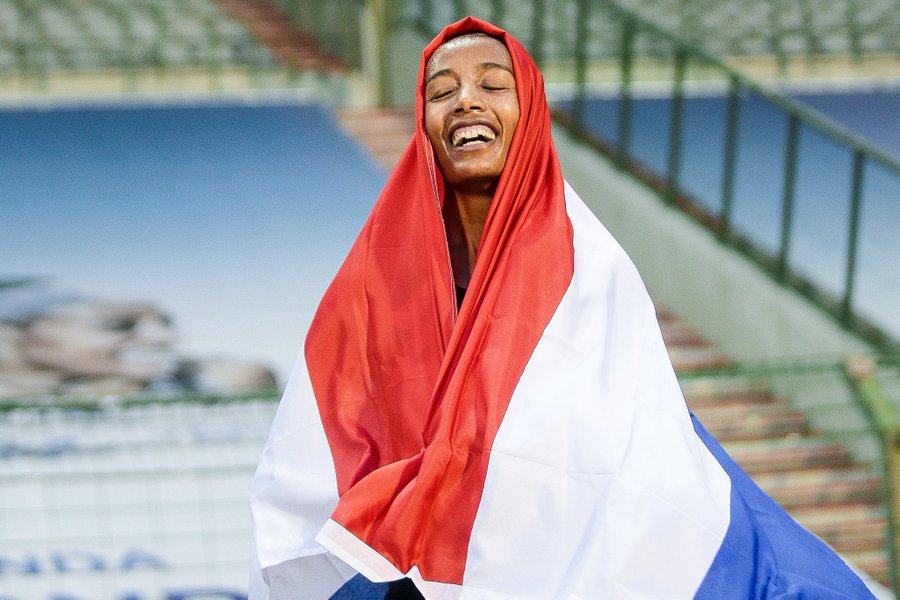 哈桑打破女子1小时跑世界纪录