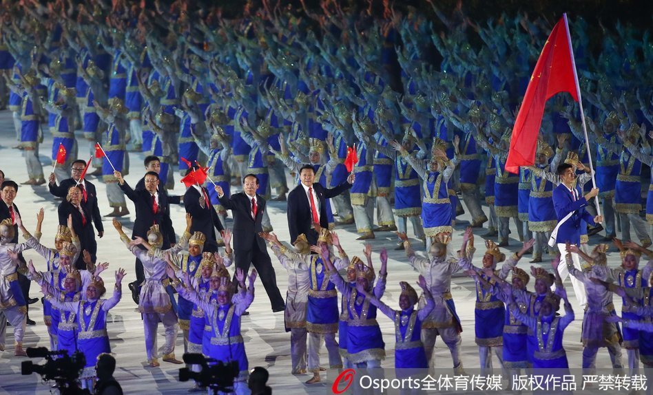 亚运会开幕式中国代表团入场