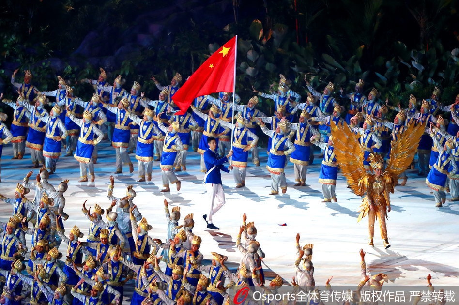 亚运会开幕式中国代表团入场