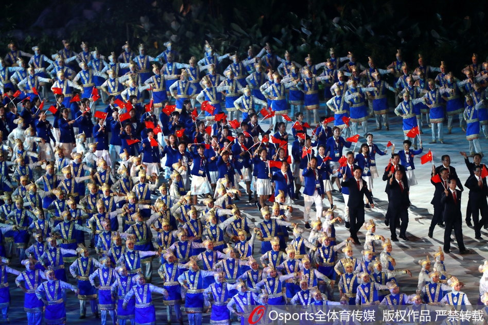 亚运会开幕式中国代表团入场