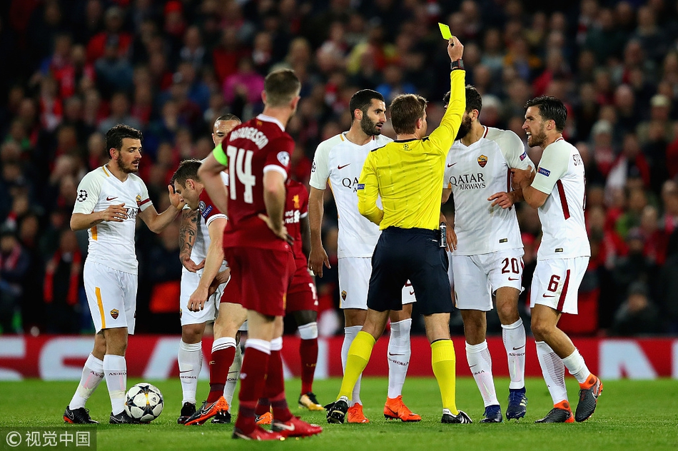 法齐奥被黄牌警告