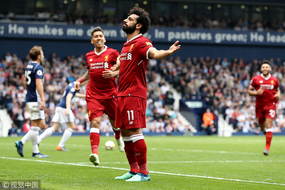 萨拉赫庆祝进球