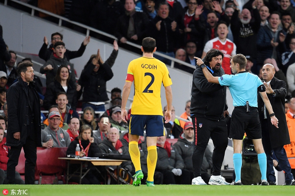 西蒙尼被罚上看台