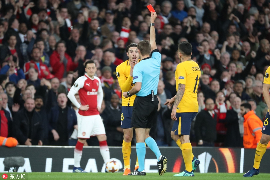 福萨里科被红牌罚下