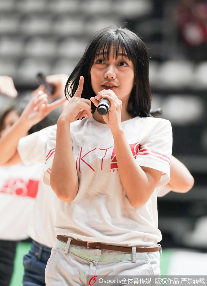 印尼女团JKT48助阵亚运会篮球