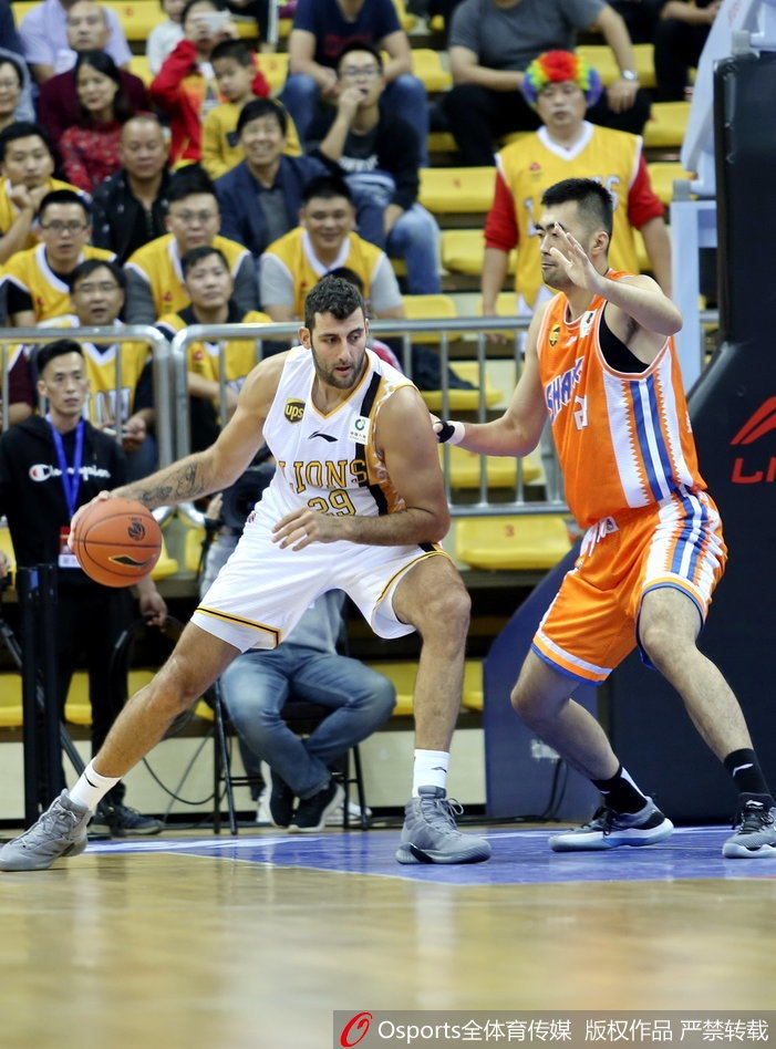 CBA第2轮:广厦108-92上海