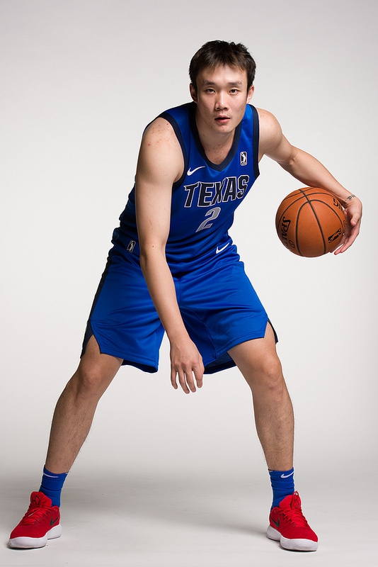 丁彦雨航发展联盟定妆照穿2号