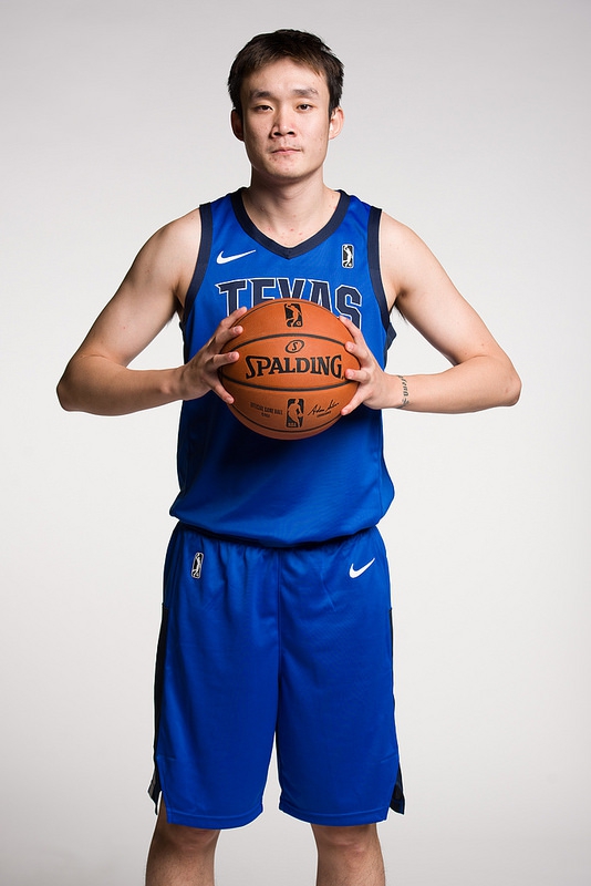 丁彦雨航发展联盟定妆照穿2号