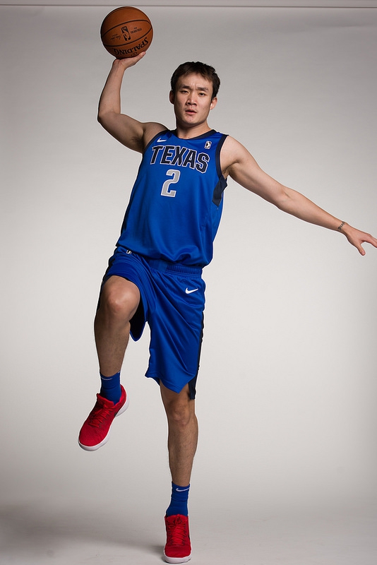 丁彦雨航发展联盟定妆照穿2号