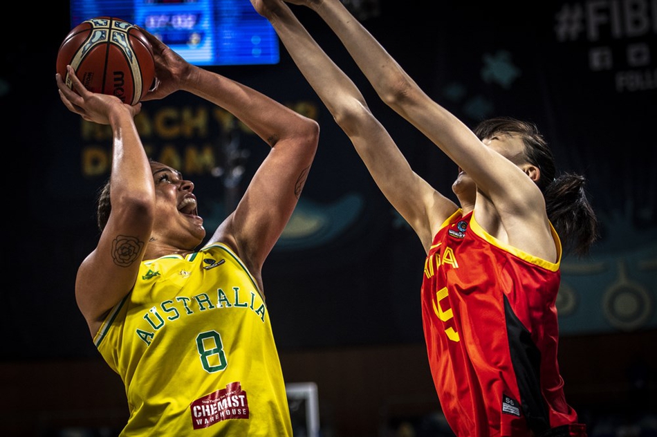 女篮世界杯中国队42-83澳大利亚