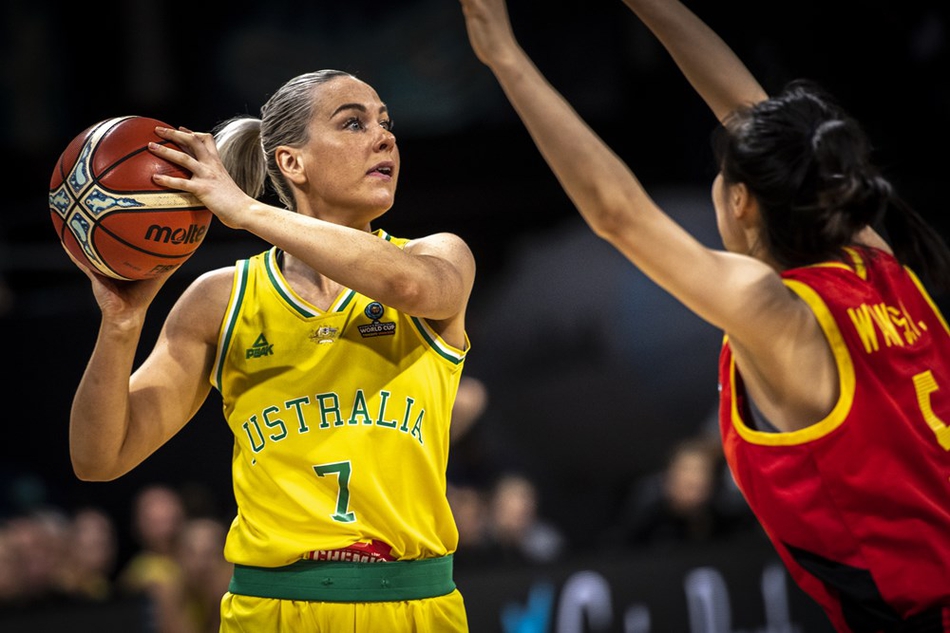 女篮世界杯中国队42-83澳大利亚