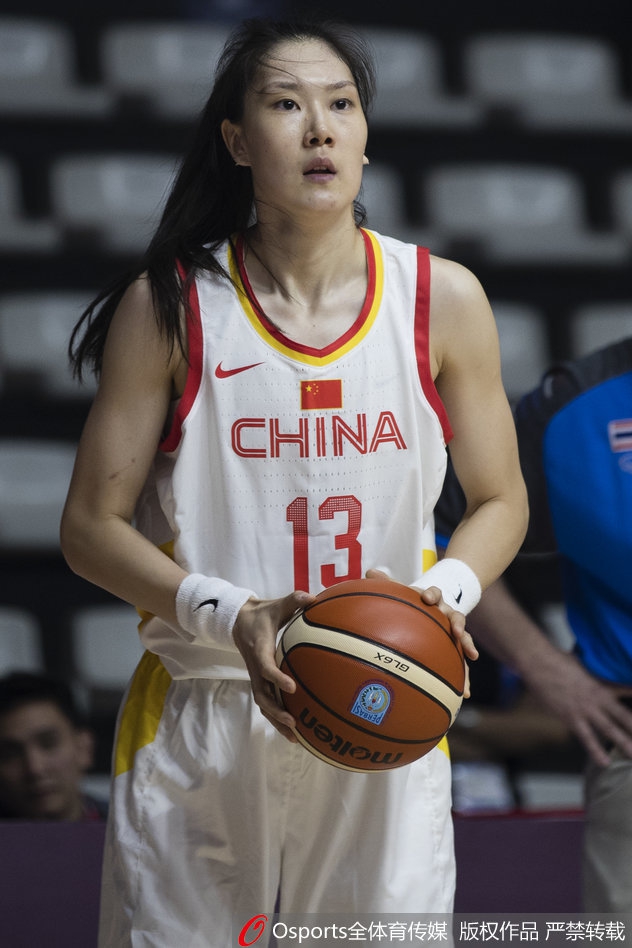 亚运女篮小组赛中国110-42泰国