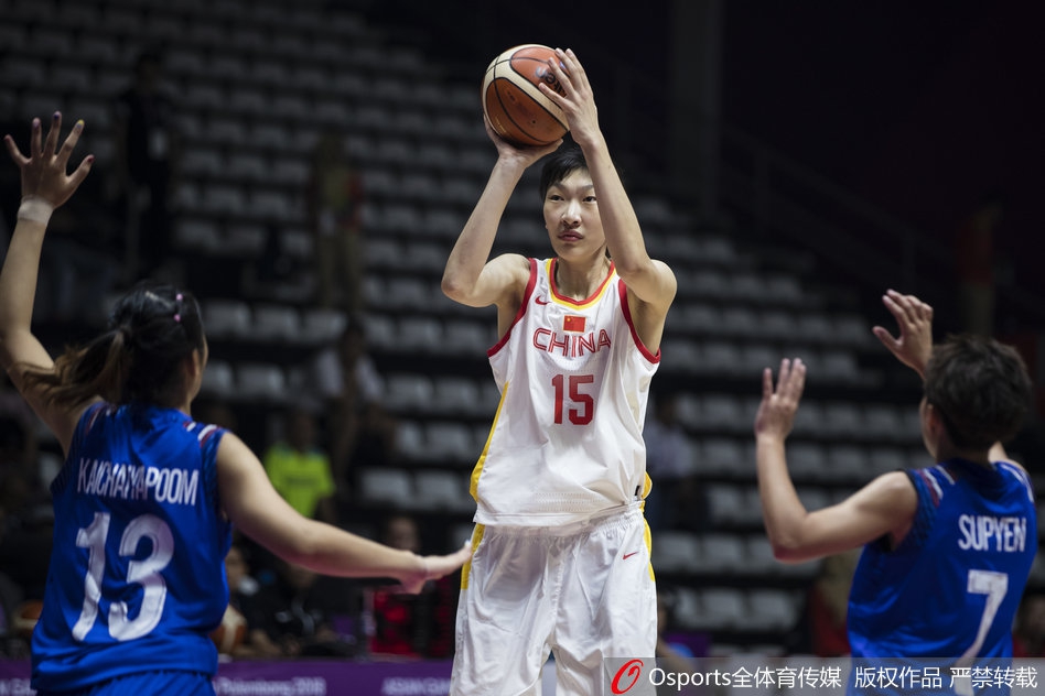 亚运女篮小组赛中国110-42泰国