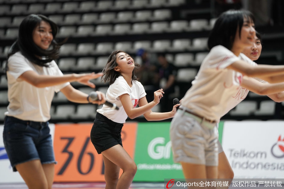印尼女团JKT48助阵亚运会篮球