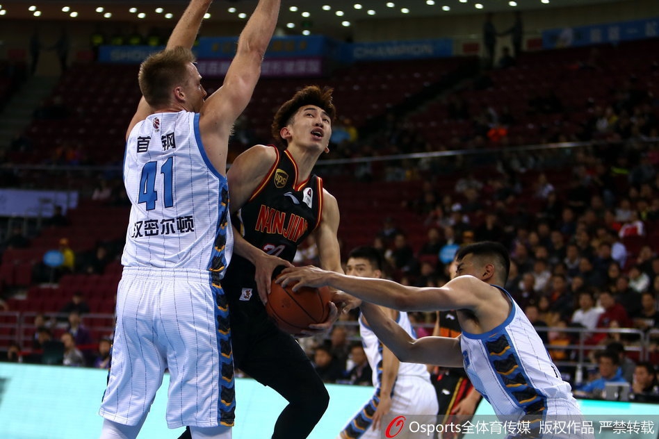 CBA第7轮:北京114-102同曦