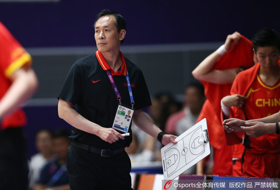 亚运女篮决赛：中国71-65胜朝韩联队摘金