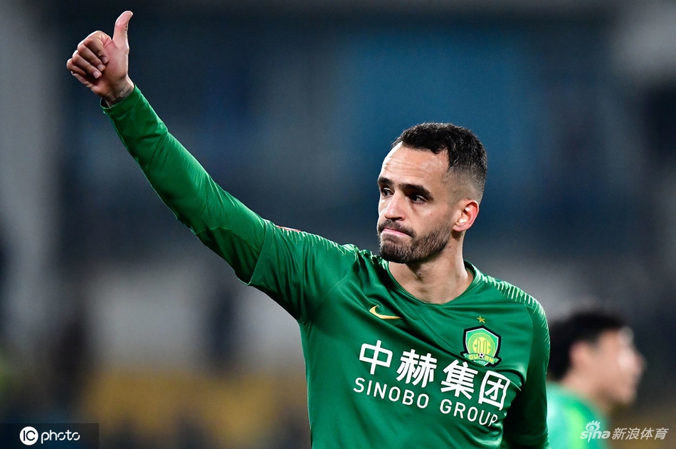 4-奥古斯托连停带过扣关